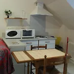 Πανσιόν Le Select Néris-les-Bains
