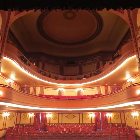 בית הארחה Le Select Néris-les-Bains