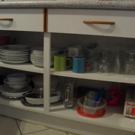 Le Select בית הארחה Néris-les-Bains