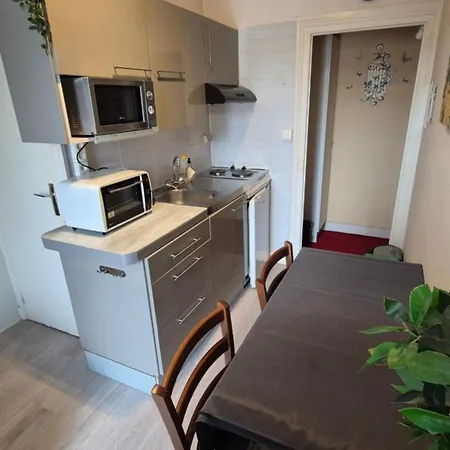 Le Select 3* Néris-les-Bains
