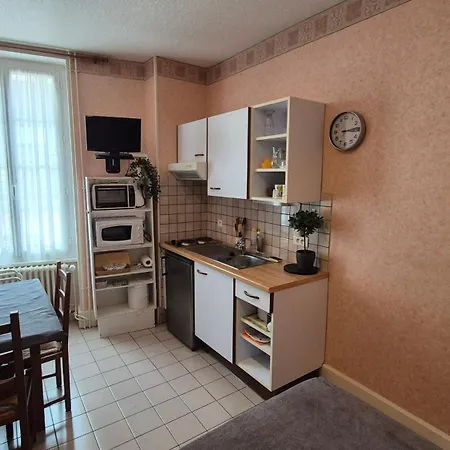 Le Select Πανσιόν 3*