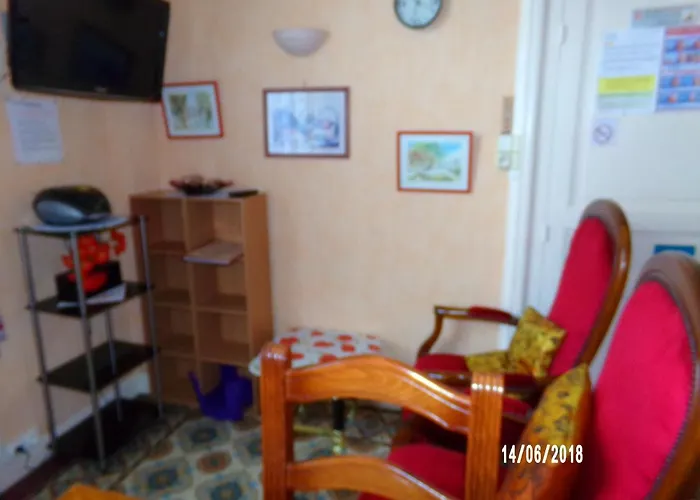 Le Select Guest house Neris-les-Bains