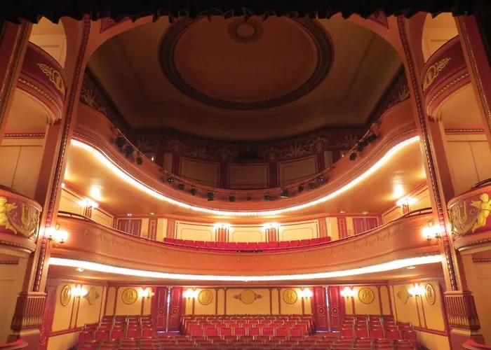 Guest house Le Select Neris-les-Bains