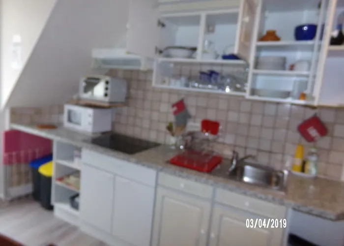 Le Select Guest house